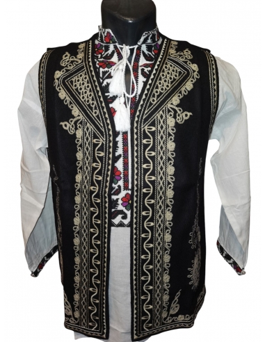 Vesta neagra cu motive traditionale