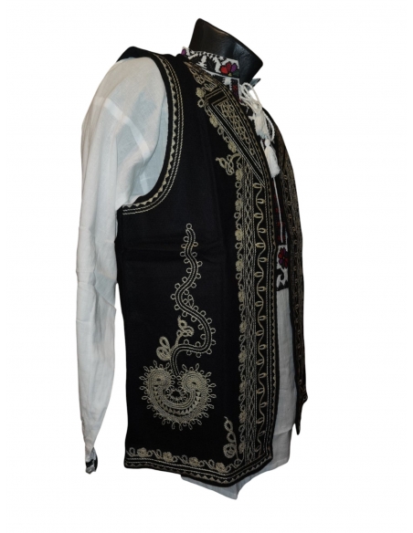 Vesta neagra cu motive traditionale disponibila in marimi de la s la 6xl