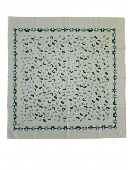 Batic traditional alb