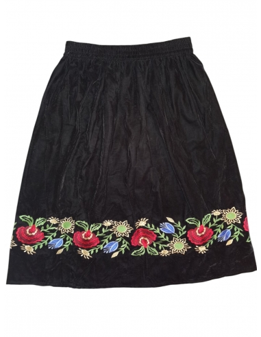 fusta din catifea culoare neagra brodata cu motive florale disponibila in stoc in marimi de la s la 3xl
