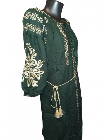 rochie traditionala brodata cu motive romanesti marimi disponibile de la S la 3XL
