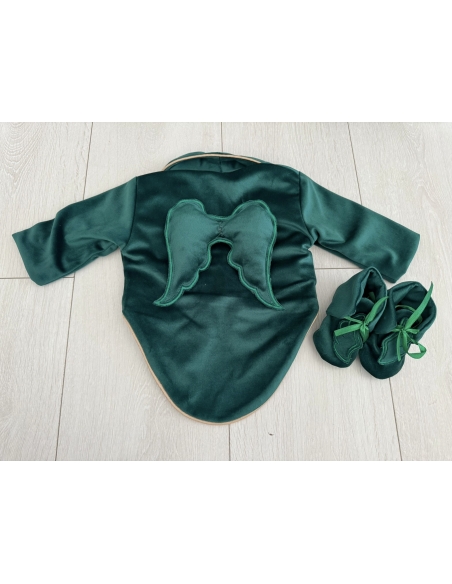 Costum de botez pentru băieți, disponibil în mărimi 3 luni, 3-6 luni, 6-9 luni.