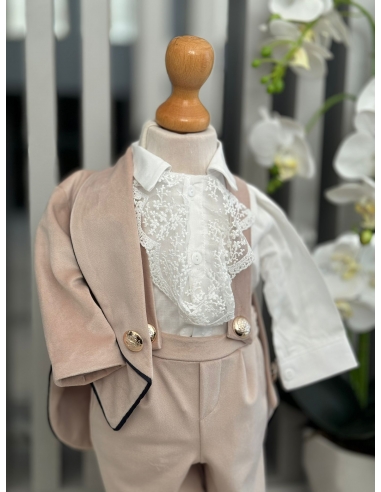 Costum de botez pentru băieți, disponibil în mărimi 3 luni, 3-6 luni, 6-9 luni, 9-12 luni.