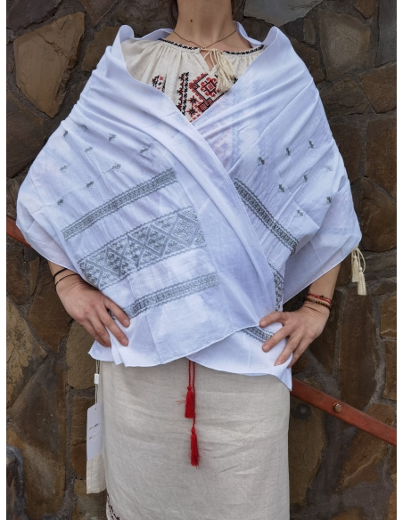 Marama traditionala