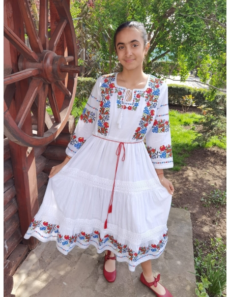 Rochie Traditionala Romaneasca1