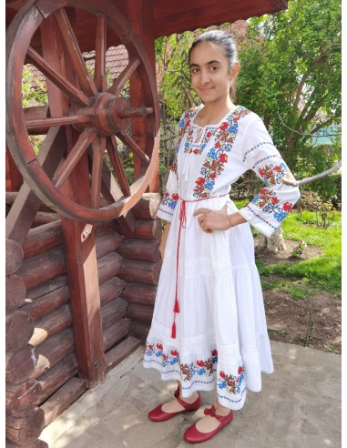 Rochie Traditionala Romaneasca1