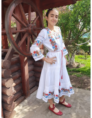 Rochie Traditionala Romaneasca1