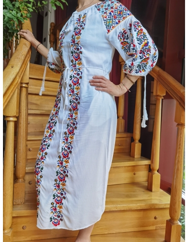 Rochie Tradițională Românească cu Broderie Florală – Mărimi S-3XL, Stil Autentic