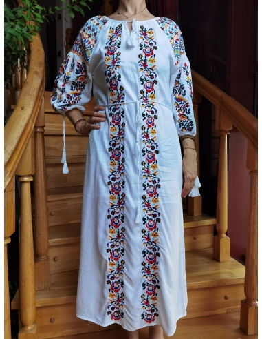 Rochie Tradițională Românească cu Broderie Florală – Mărimi S-3XL, Stil Autentic