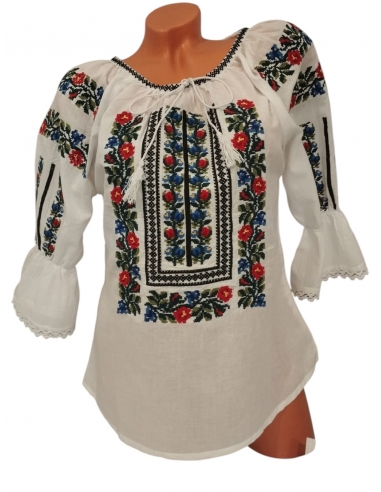 ie romaneasca de dama brodata cu motive florale