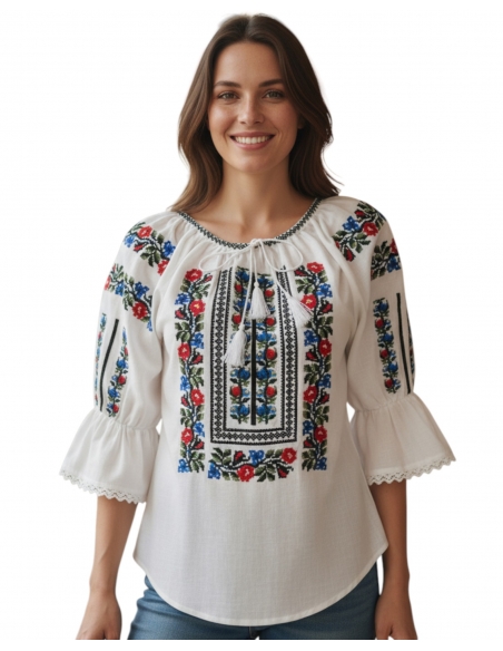 ie romaneasca de dama brodata cu motive florale