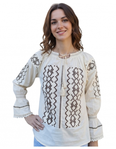 ie romaneasca bej cu broderie maro cu maneca lunga