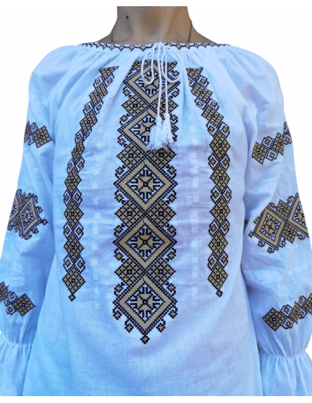 Ie Tradițională Românească Albă cu Broderie Bej și Negru – Model Autentic pentru Femei