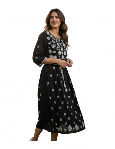 Rochie tradițională neagră din vâscoză cu broderie bej – mărimi S–3XL