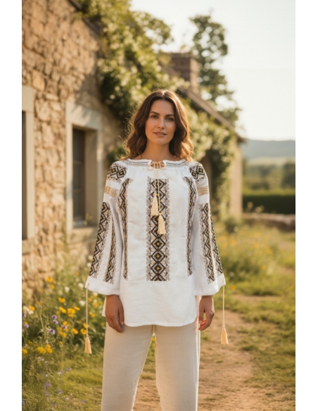 Ie Tradițională Românească Damă – Broderie Neagră și Bej – Bumbac Natural, M-2XL