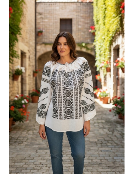 Ie tradițională românească albă cu broderie neagră, din bumbac natural, mânecă lungă – IiRomanesti.ro