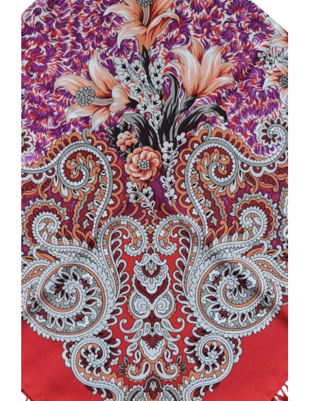 Batic Traditional Romanesc cu Motive Florale Mov si Rosu