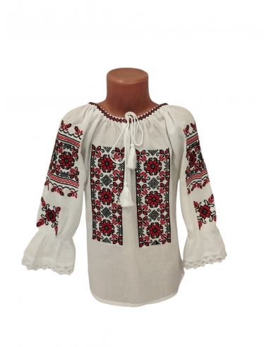 Ie traditionala fetite cu broderie rosie si neagra
