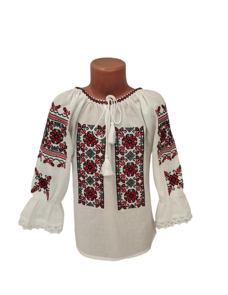 Ie traditionala fetite cu broderie rosie si neagra