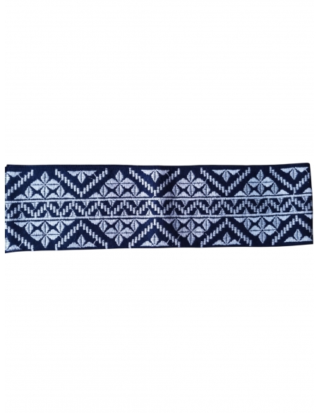 Brau traditional barbatesc brodat alb pe negru 86x11