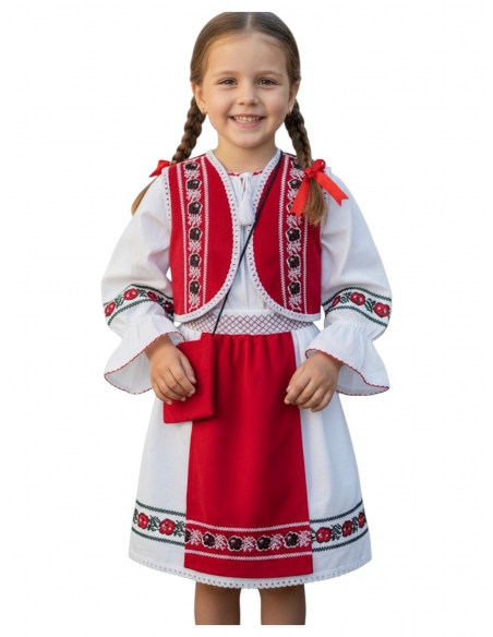 Costum traditional fetite cu vesta rosie si motive florale
