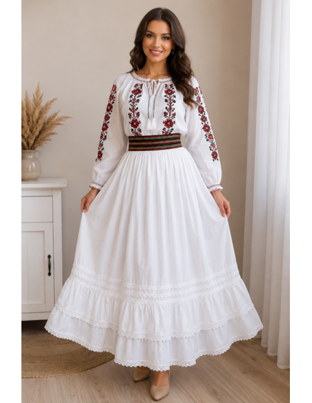Fusta alba lunga cu volane si dantela