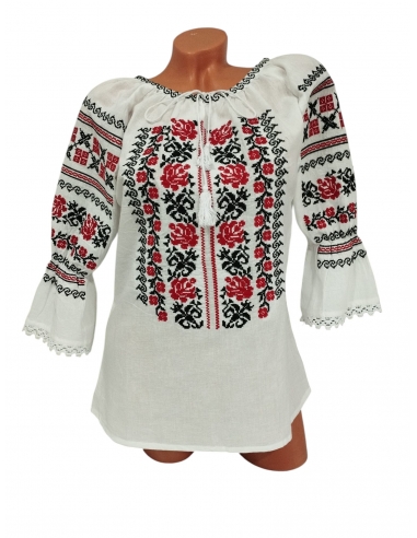 Ie traditionala dama alba cu broderie rosie si neagra model autentic romanesc