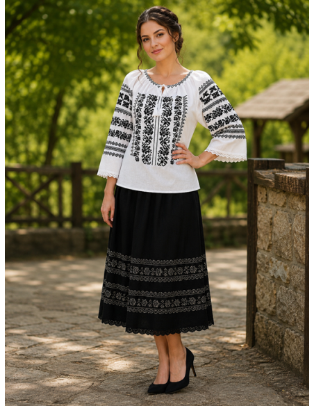 Ie traditionala dama alba cu broderie neagra model autentic romanesc