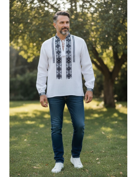 Ie traditionala barbati alba cu broderie neagra si guler tunica