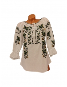 Ie traditionala dama alba cu broderie verde si bej model floral elegant marimi mari