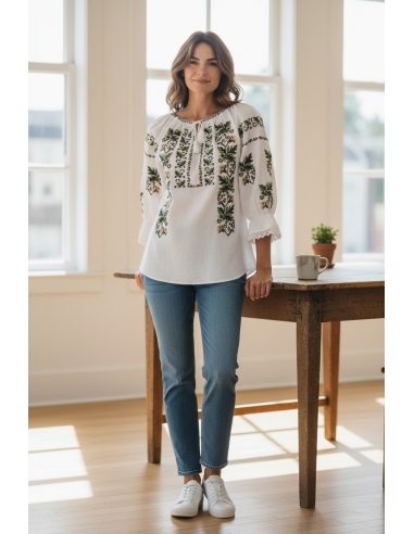 Ie traditionala dama alba cu broderie verde si bej model floral elegant marimi mari