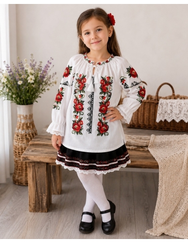 Ie traditionala fetite alba cu maci rosii si broderie neagra