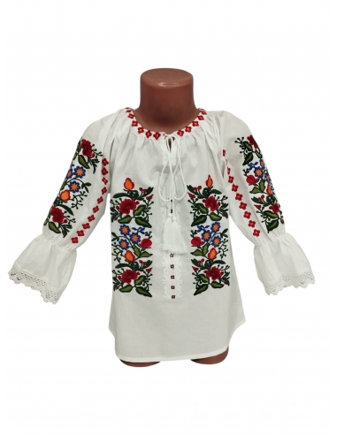 Ie Traditionala Fetite Alba cu Broderie Florala Rosie Multicolora Model Trandafir Romanesc