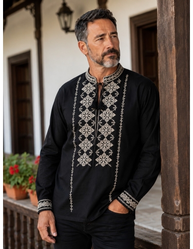 Ie traditionala barbati neagra cu broderie bej geometrica