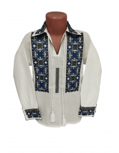 Ie traditionala baieti alba cu broderie albastra si neagra model popular romanesc cu guler clasic