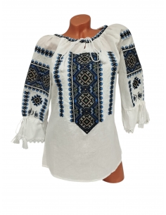 Ie traditionala dama alba brodata cu model geometric albastru si negru autentic romanesc