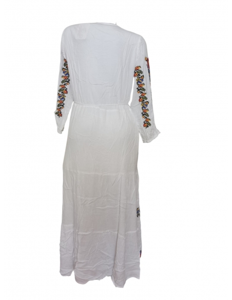 Rochie traditionala romaneasca alba cu broderie florala multicolora si maneca trei sferturi