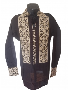 Camasa traditionala barbateasca neagra cu broderie geometrica crem
