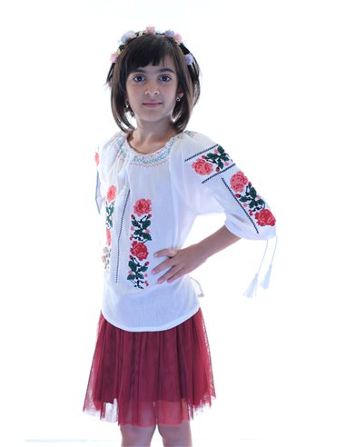 Ie copii Lucia