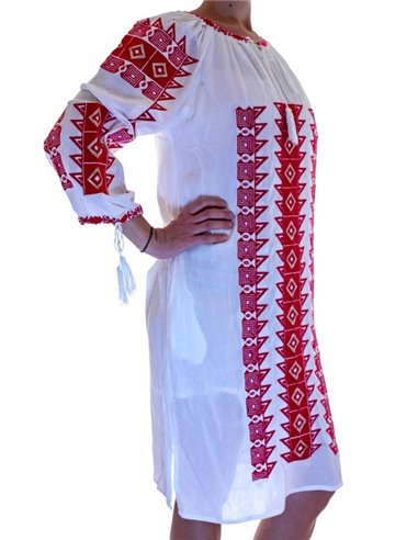 Rochie  brodata dreapta cu motive traditionale5
