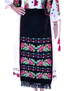 Fota brodata stilizata cu model floral traditional romanesc